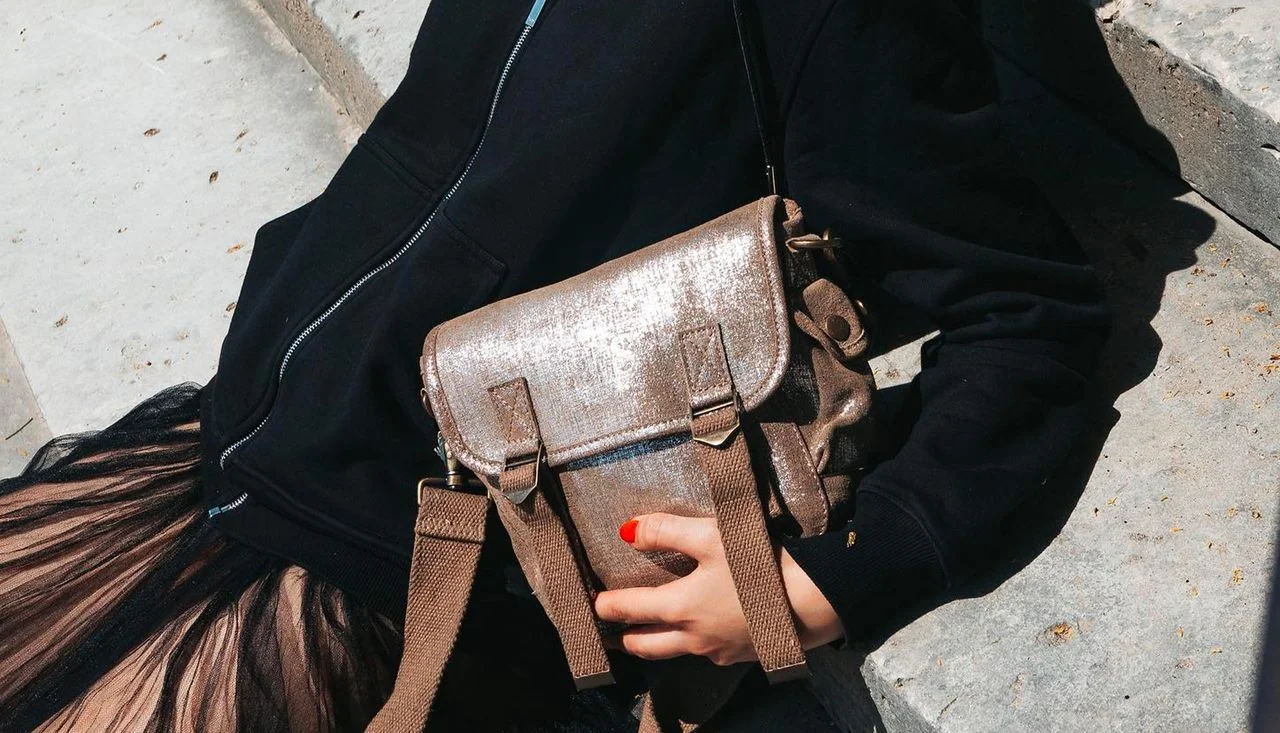 Petit cuir effet lin beige